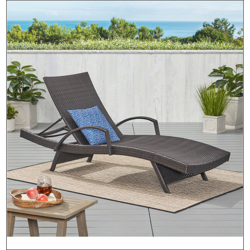 Fauteuil en osier avec accoudoirs Salem