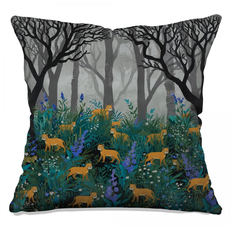 Coussins décoratifs Lions In Misty Forest, 16 x 16 pouces