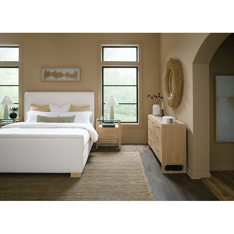 Banyon Bay 7 - Drawer Dresser