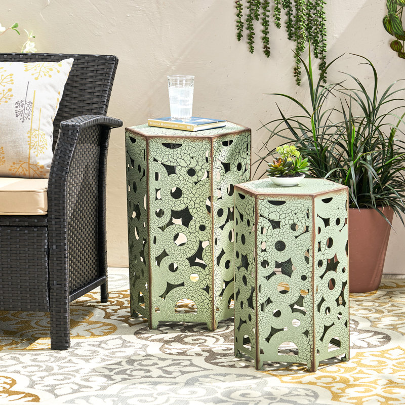 Tables d'appoint en fer de style antique, sans assemblage requis, de conception complexe, l 12,37 po x P 14,6 po, H 21,88 po, 9,85 lb, 2 avec assemblage, H 21,88 po et P 14,6 po