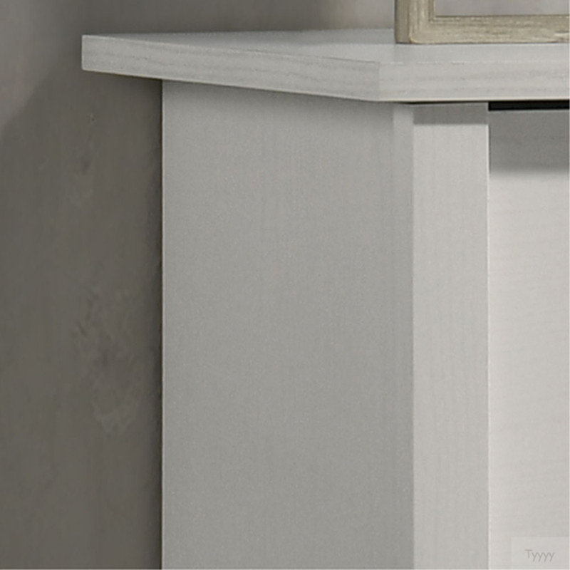 Seraphiel 32" White 4-Drawer Chest With Silver Handles, White