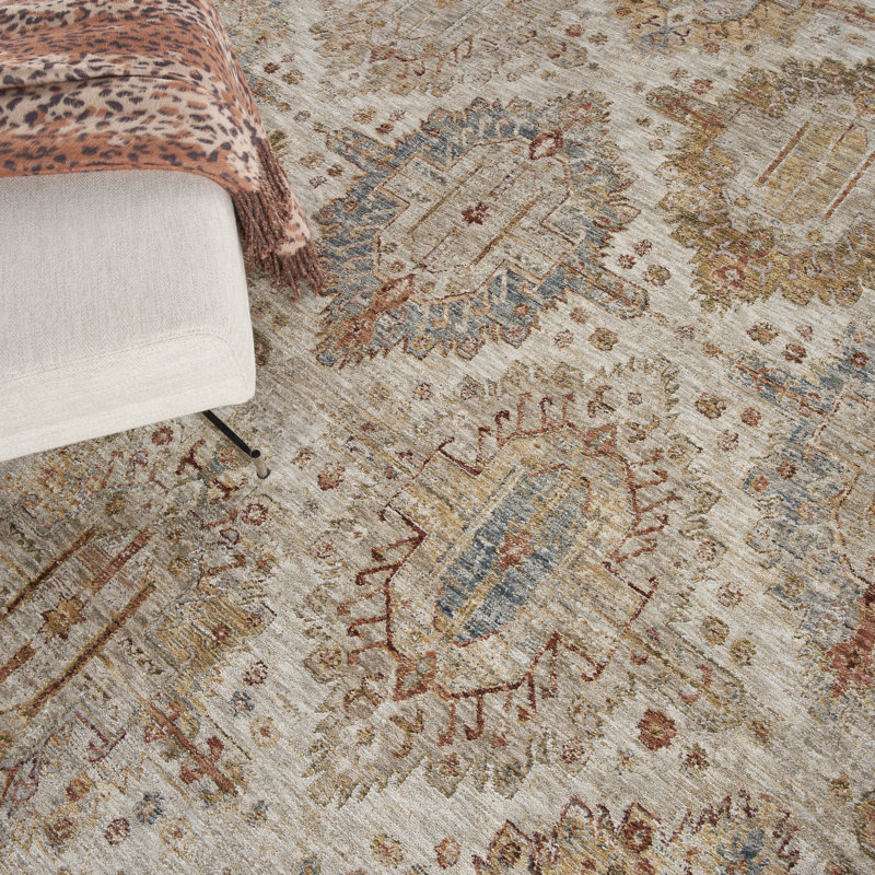 Isenbert Traditional Area Rug, Rectangle 282 x 383cm