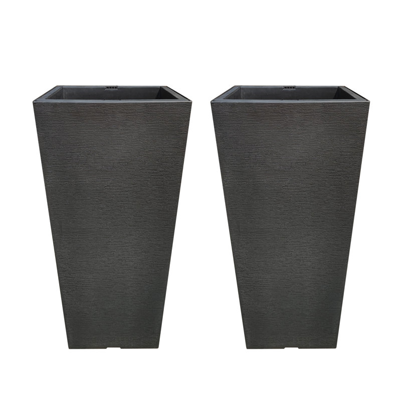 Vanatta Pot Self-Watering Planter, 22.5'' H x 11.8'' W x 11.8'' D