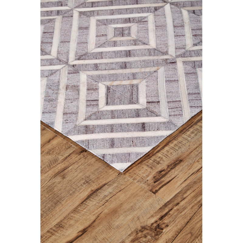 Pierce Geometric Indoor Rug, Rectangle 2' x 3'