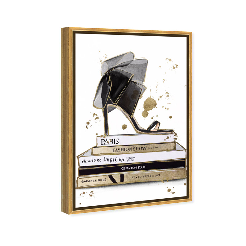 «Fashion Heel and Book Stack», impression sur toile, Encadrement doré, H 54 po x l 36 po