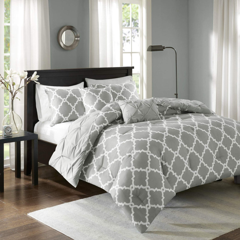 Damask Comforter