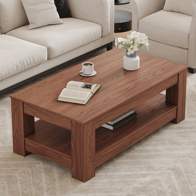 Table basse moderne et pratique en noyer.