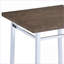 Table basse moderne peu encombrante avec plateau en chêne brun moyen Base chromée pour petits espaces