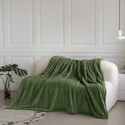 BELLISSIMA PLUSH THROW