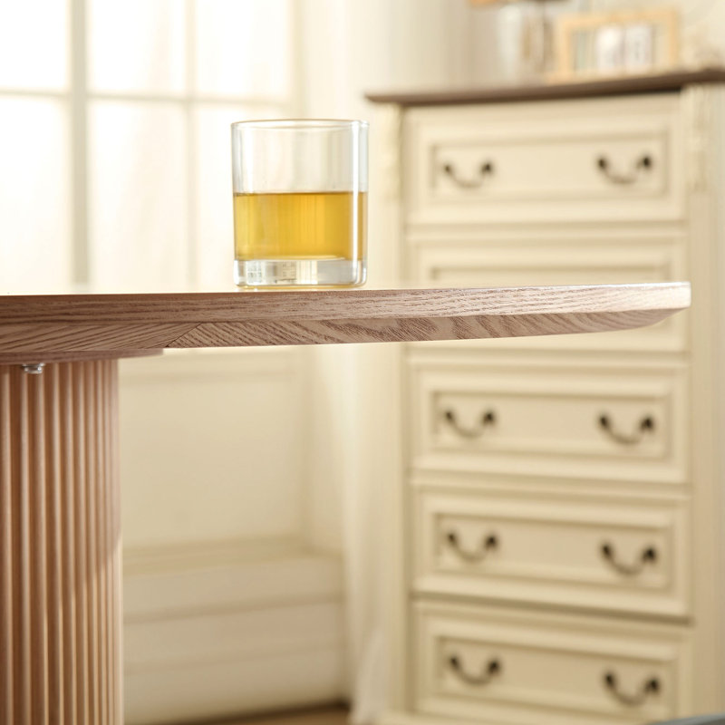Table Mid-Century moderne - 46,8 pouces Essential