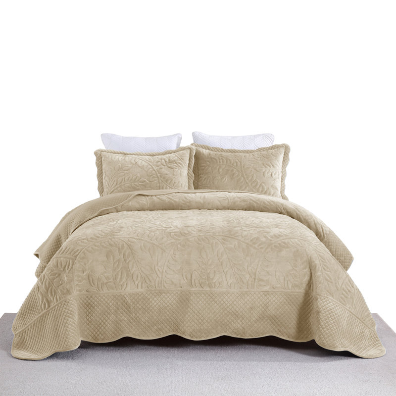 Marcielo Oversized Embroidered Velvet Quilt Set With 2 Pillow Shams, Beige, King Quilt + 2 King Shams