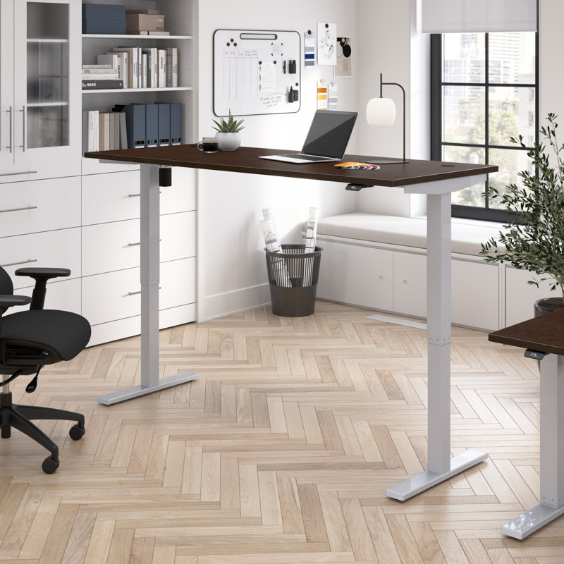 Bureau pour travailler debout à hauteur réglable, Cerise mocha, l 71,02 po x P 29,37 po