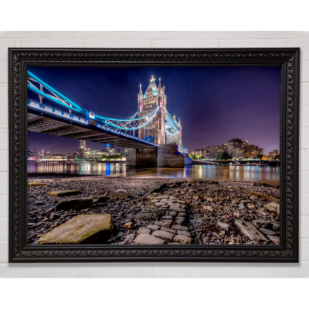 Tower Bridge Waters - Einzelner Bilderrahmen Kunstdrucke