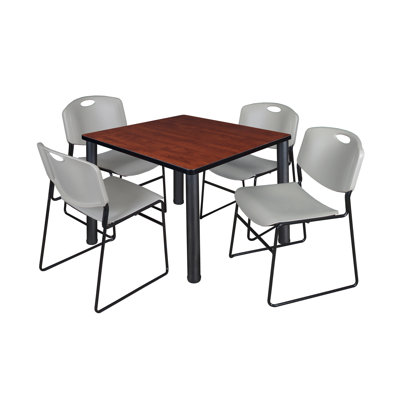 Plateau de table Kee Square, 4 chaises empilables Zeng