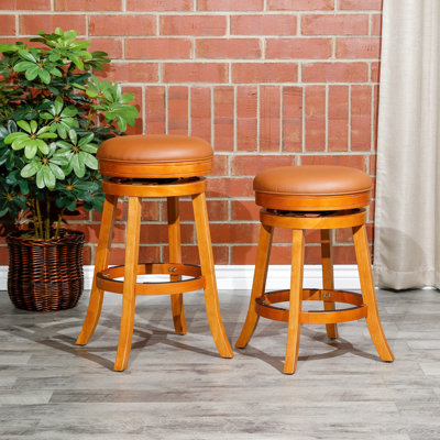 Tabouret de bar 30 po avec finition naturelle, siège en cuir de selle, pivotant moderne, matériau en bois franc, coussin de 2,5 po d'épaisseur, tabouret de soutien pour les jambes évasées, siège pivotant, revêtement confortable, fabrication, pieds