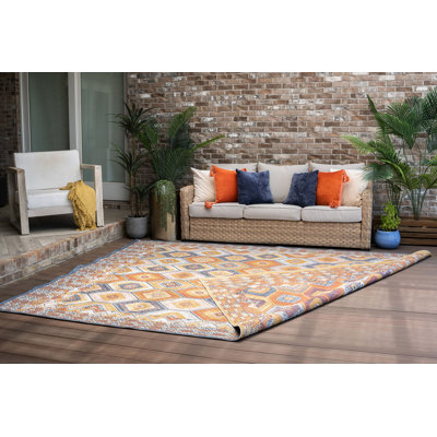 Deltufo Geometric Reversible Flatweave Polypropylene Indoor / Outdoor Area Rug - Multi Color