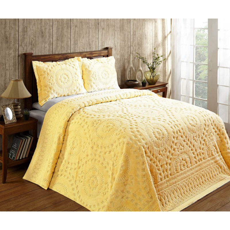 Rio Collection 100% Cotton Chenille Full/Double Bedspread Set, Traditional Bedding with Tufted Medallion Coverlet & Matching Shams, OEKO-TEX Certified, Soft, Breathable, Machine Washable, All-Season, Yellow