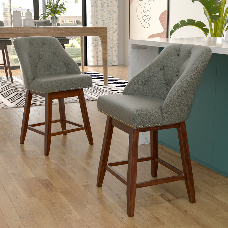 Tabourets de bar pivotants rembourrés en bois massif de 66 cm de hauteur, Gris / noyer