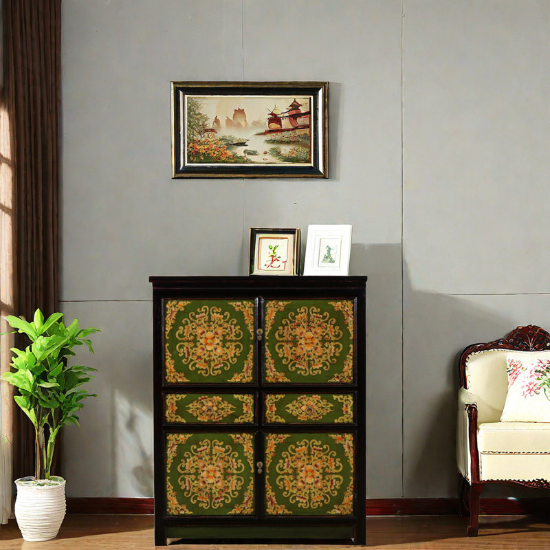 Armoire d'appoint moderne et simple en bois massif