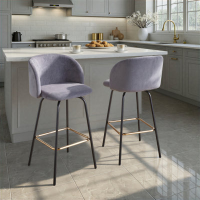 Fixed-Height Counter Stool with Swivel