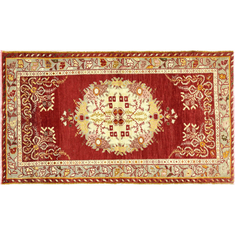 One-of-a-Kind 2'11" X 5'1" Area Rug