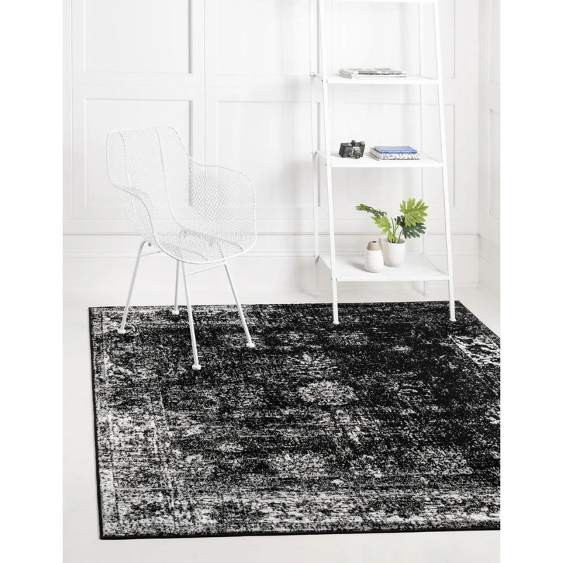 Anneliesse Oriental Indoor Rug, Square 5'3"