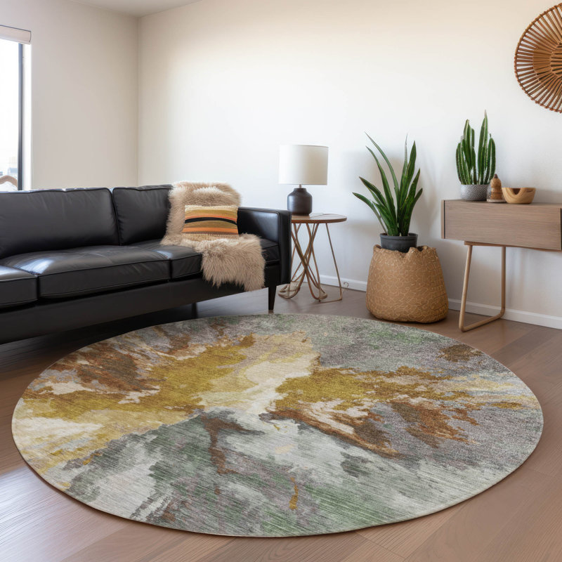Tapis intérieur / extérieur doré Theodara, 2 pi 6 po x 3 pi 10 po