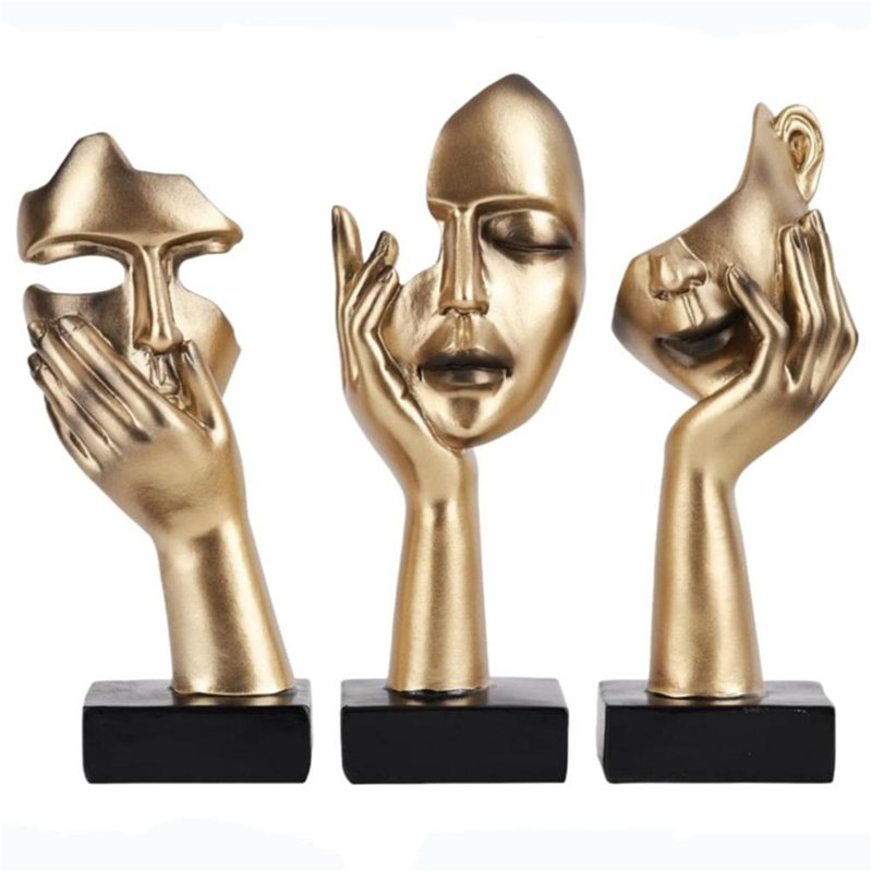 Figurines & Sculptures