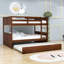 Lit superposé double au-dessus d'un lit double avec lit gigogne simple-596806175