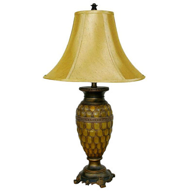 Lampe de table haute en polyrésine 31 po avec finition miel et abat-jour en lin doré