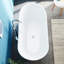 Baignoire de trempage autoportante blanche en acrylique 67 po 67 po avec forme ovale classique
