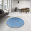 Tapis bleu abstrait Boothwyn-251039742