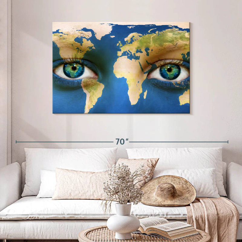 Carte du monde aux yeux bleus d'Aliaz, H 30 po x l 45 po