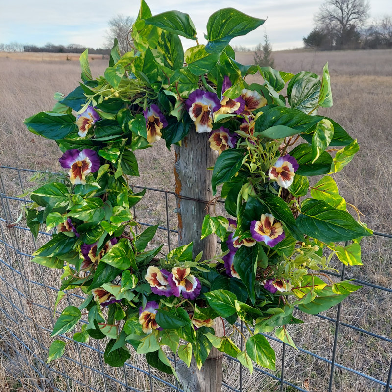 Couronne de 24 pouces « Pansy and Greeney »