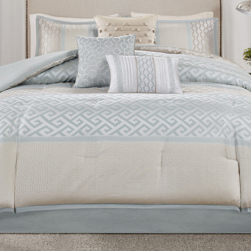 Ensemble d'édredon en jacquard de sept articles Bennett, Édredon pour très grand lit + 1 jupe de lit + 2 , Turquoise