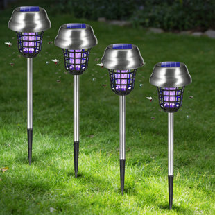 Paquet de 4 moustiques solaires Zapper 2026 améliorés - tueur d'extérieur imperméable pour les mites, les moucherons, les mouches, les mouches des fruits, les insectifuges à énergie solaire pour la cour, le jardin et le patio