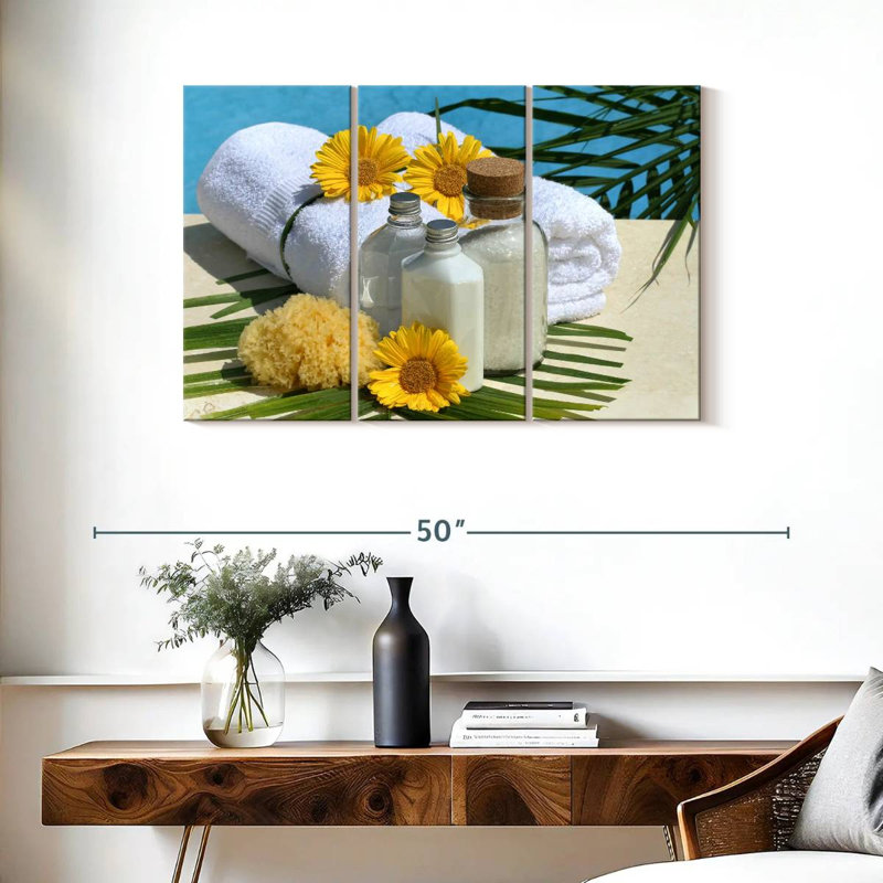 Kerrick Poolside Spa Essentials, 24" H x 38" W