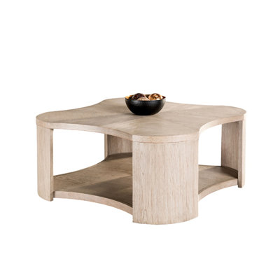 1 table basse de style moderne avec roulettes attachées avec rangement ouvert et structure en bois d'hévéa finition chêne (table incluse seulement)