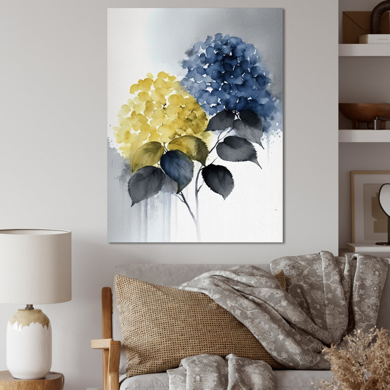 «Yellow Hydrangea Blooms - Hydrangea», reproduction sur toile encadrée, H 32 po x l 24 po, Toile tendue