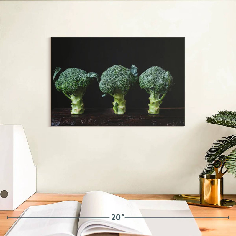 Yarlin Healthy Broccoli, 8" H x 12" W