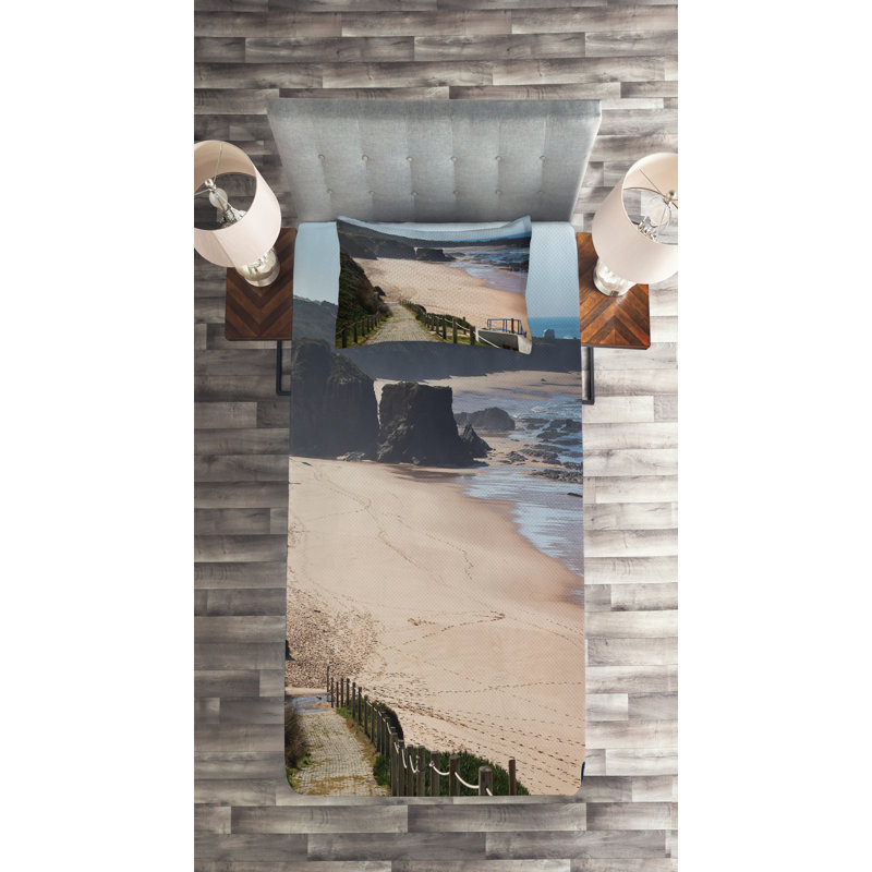 Island Coastal Polyester Coverlet, Twin Bedspread + 1 Sham
