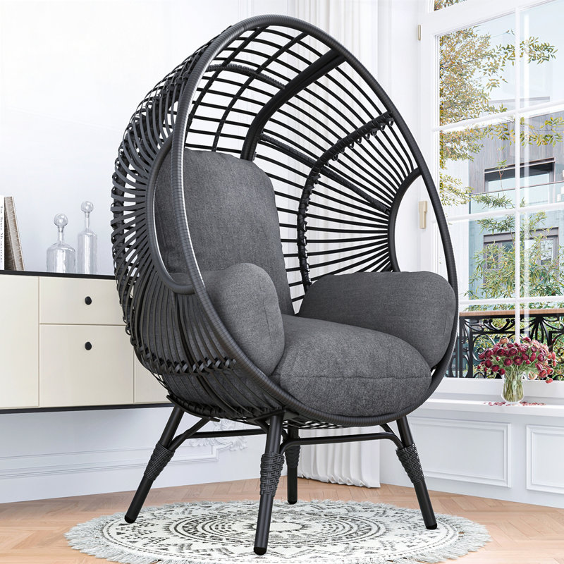 Fauteuil de patio en osier PE, Coussin gris / cadre noir