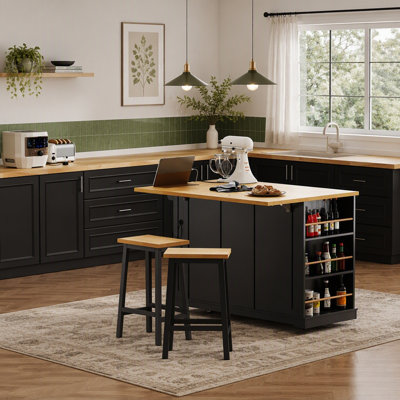 Grand îlot de cuisine de 53 po avec 2 tabourets de bar K&K, prise de courant, support de rangement interne pour porte, 5 roulettes et abattant