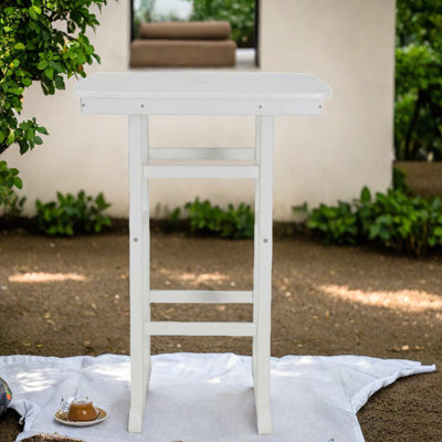 Table de patio durable en PEHD, conception de bistro haut et moderne pour l'extérieur