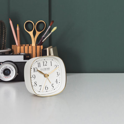 Square Silent Sweeping Analog Alarm Clock