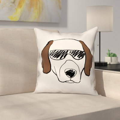 Chien avec lunettes de soleil, coussin décoratif