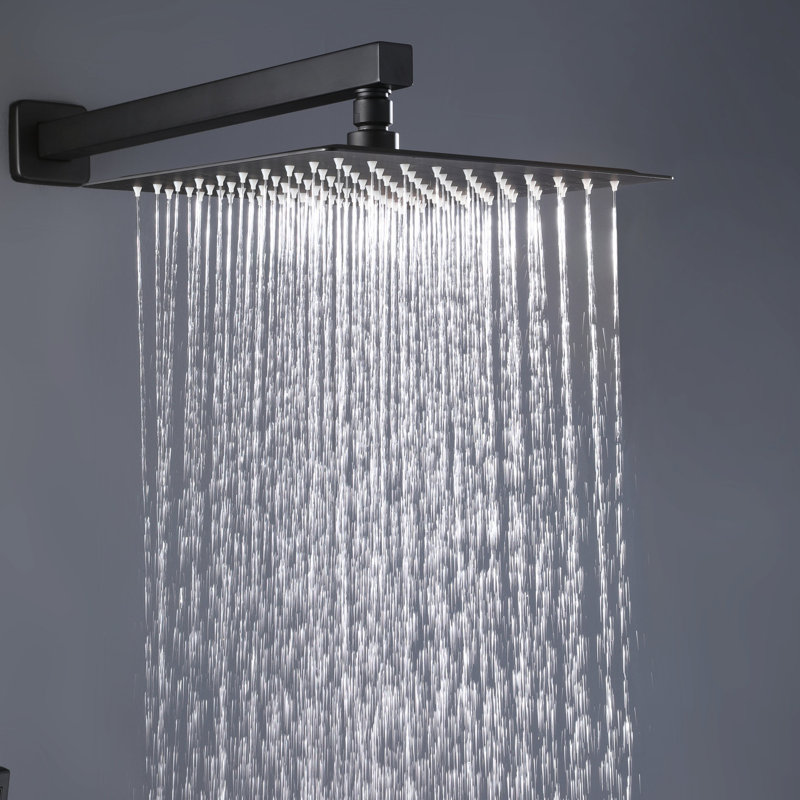 Douche de salle de bain noire matte - système de tête de pluie de 12 po. Robinet mural de luxe. Corps en laiton pour l'eau. Commande à poignée simple. 2 têtes, valve à disque en céramique. Accoudoir de 15,75 po, système de tuyau 59 po avec pluie