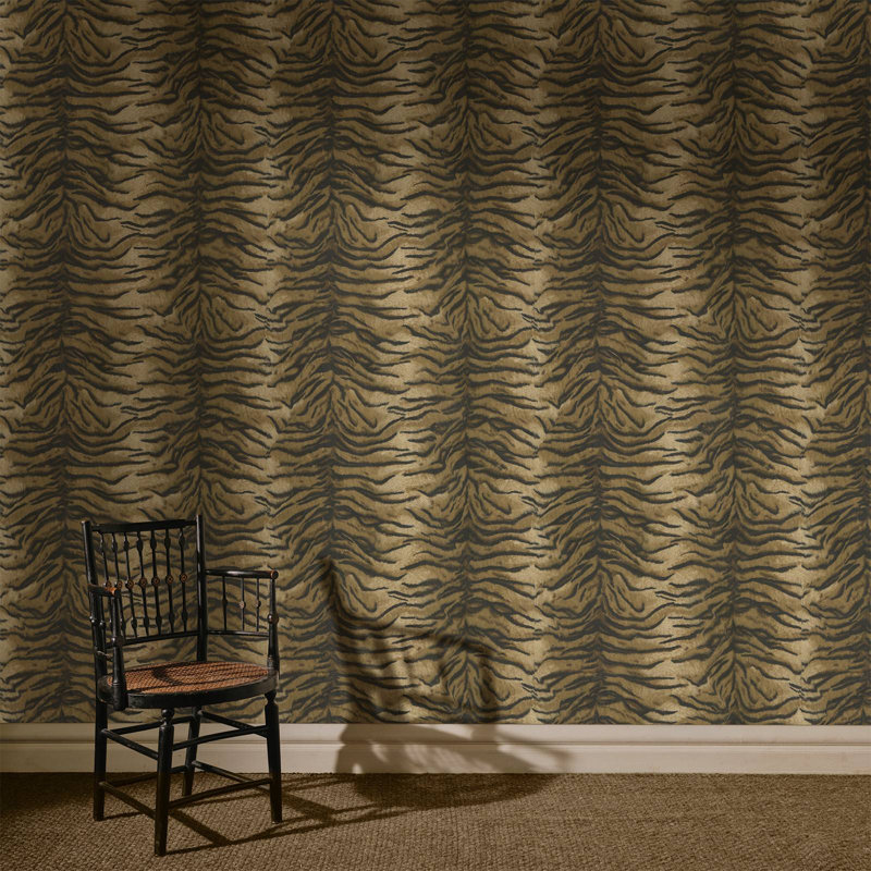 CASPIAN Wallpaper - Umber 9'10" - full height wallpaper