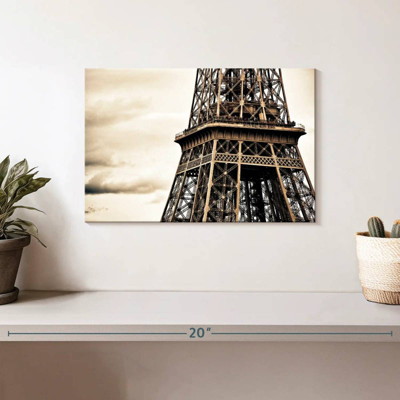 Lilie Eiffel Retro Shot, 8" H x 12" W
