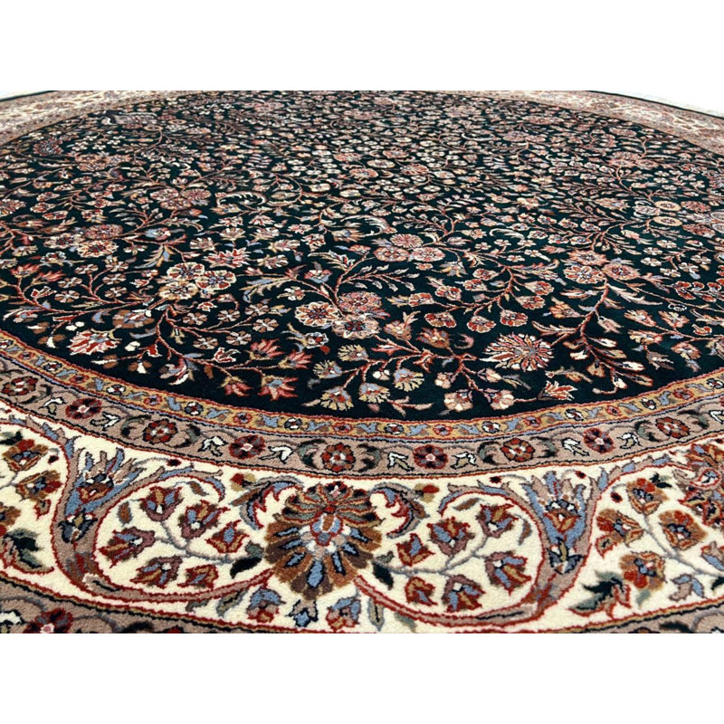 Kathrize Oriental Area Rug in Green